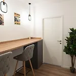 Garsoniera Lux Tineretului Apartamento Bucareste