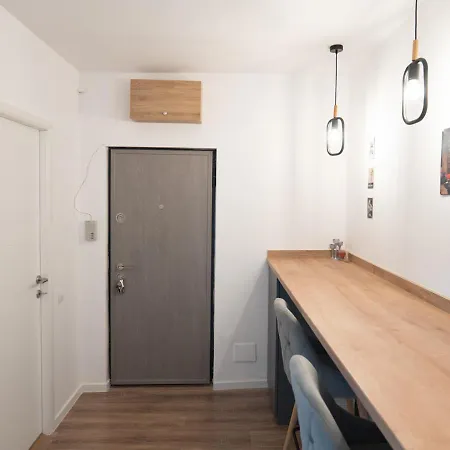 Garsoniera Lux Tineretului Daire