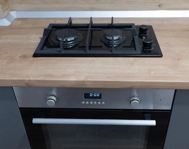 Garsoniera Lux Tineretului Lägenhet *